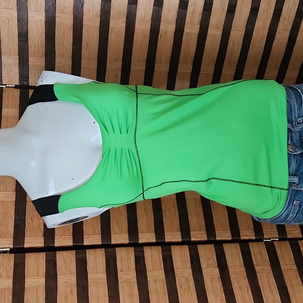 Avia shelf bra removeable cups